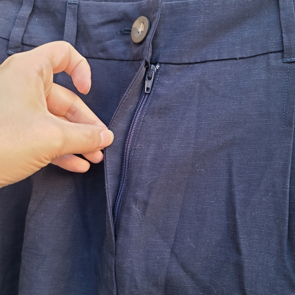 Boden | Ailesbury Linen Blend Cargo Shorts in Navy Size 6 - Picture 3 of 13